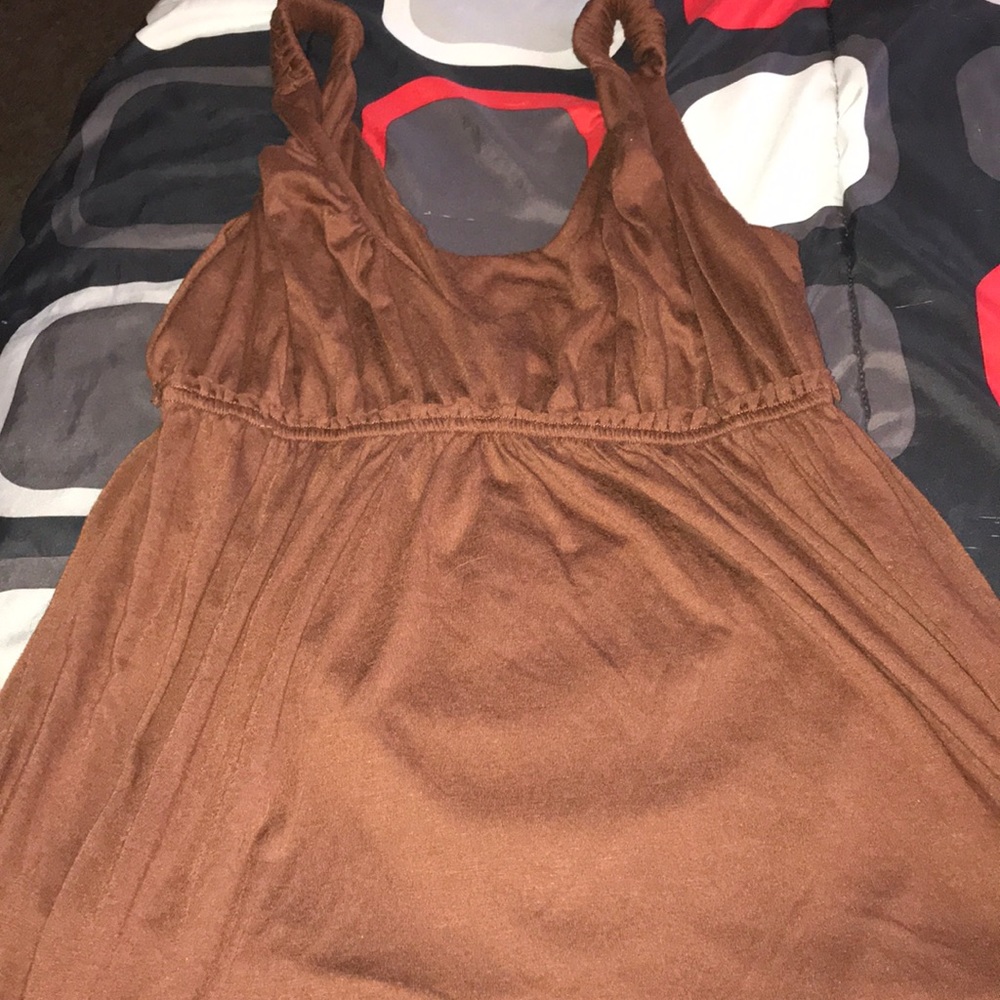 Brown Tank